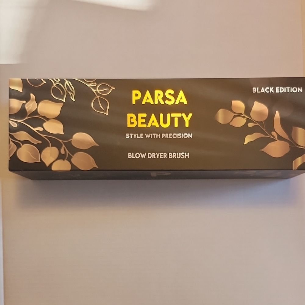 Black Edition Blow Dryer Brush